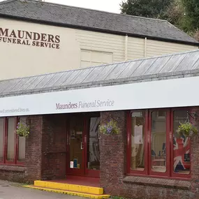 Maunders Funeral Service