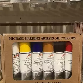 Looking to try Michael Harding Oil Colours? We now have Starter Sets! Come check them out!!