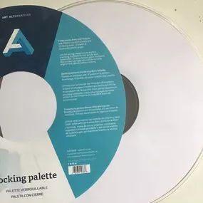 This Locking Palette helps keep paint fresh and ready to use. It is suitable for oil, acrylic and watercolor paints. 
There are 12 wells and 12 mixing areas. Also included in this palette is 10 sheets of disposable palette paper.