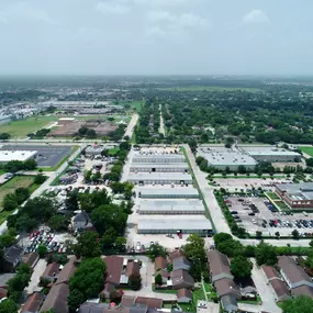 Looking for commercial storage options near Alief, TX? Alief Westwood Storage, located near Wilcrest and Bissonnet, offers large warehouse-style storage options that are perfect for storing large equipment to run your business. Parking directly outside of your unit makes storing at Alief Westwood Storage the easiest business decision you'll ever make!