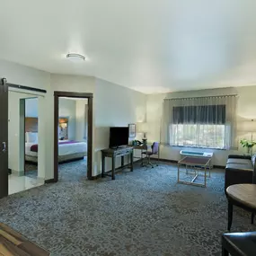 Bild von Oxford Suites Sonoma County - Rohnert Park