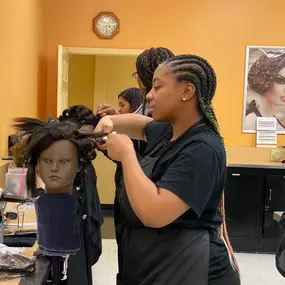 Bild von Empire Beauty School
