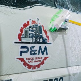 Bild von P&M Truck Wash & Truck Repair & Mobile Truck Service