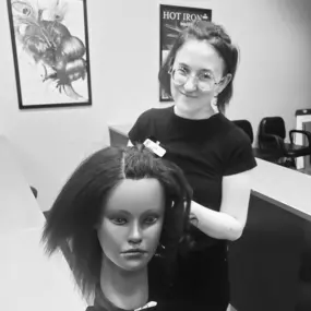 Bild von Empire Beauty School