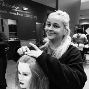 Bild von Empire Beauty School