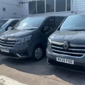 Evans Halshaw Renault Middlesbrough Exterior With Renault Van Line Up