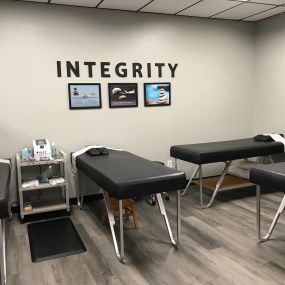 Integrity Chiropractic Inc Tables
