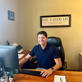 Welcome to our new summer intern, GAVIN! He's ready to help with all your insurance needs!! Gavin enjoys golfing, fishing, working out, and spend time with family & friends! #statefarm #lakeville #insurance ????