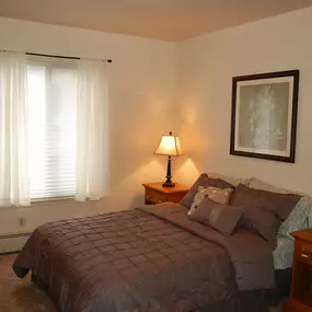 Glen Oaks Apartments Bedroom