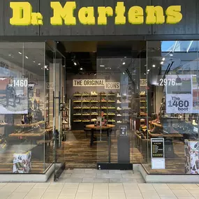 Bild von Dr. Martens Queens Center