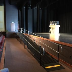 Tony Rainwater and the ‪Amramp Oklahoma team installed this wheelchair ramp rental for the Lavaca High School graduation in Lavaca, Arkansas. Amramp makes any event ADA compliant, with RENT or purchase options. Made in the USA from 100% recycled and recyclable steel. Fireproof for safe entry and exit.