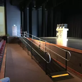 Tony Rainwater and the ‪Amramp Oklahoma team installed this wheelchair ramp rental for the Lavaca High School graduation in Lavaca, Arkansas. Amramp makes any event ADA compliant, with RENT or purchase options. Made in the USA from 100% recycled and recyclable steel. Fireproof for safe entry and exit.