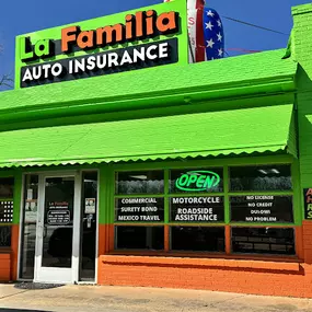 Bild von La Familia Auto Insurance & Tax Services