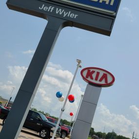 Jeff Wyler Springfield Kia - www.JeffWylerSpringfieldKia.com - Call 937.685.7382

New and Used Kia  Cars in Springfield, Ohio