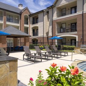 Pool 1 grills and cabana seating at Camden Farmers Market apartments in Dallas, TX