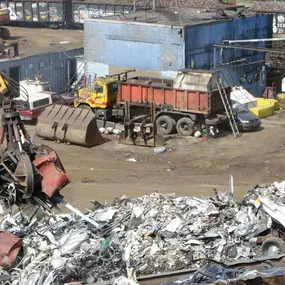 We ARE the actual recycler, We are not a middle man and therefore we can pay you TOP DOLLAR for your car and truck.