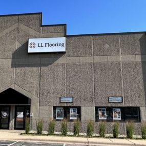 LL Flooring #1198 Duluth | 367 Garfield Avenue | Storefront