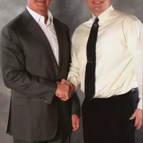 Dr. Vic Naumov, D.C., C.C.S.M.S. & Arnold Schwarzenegger