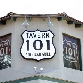 Bild von Tavern 101 Grill & Tap House