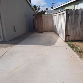 After photo from the junk removal job in Clairemont! Quick, easy junk removal and our team even swept up the driveway.