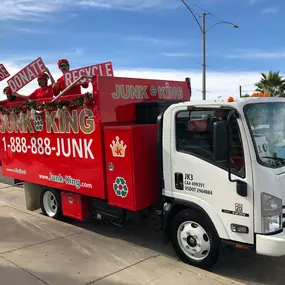 Junk King in the holiday spirit while promoting Recycling, Donating and Repurposing. Keep us in mind when you're ready to book your next junk pick up!