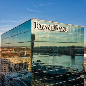 Image of Towne Tower in Downtown Norfolk