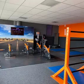 Basic-Fit Almere Donjon 24/7 - virtual cycling