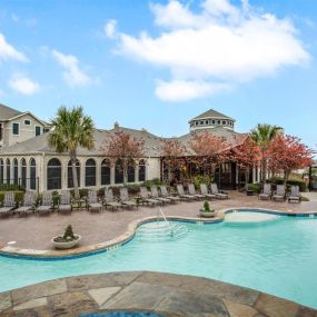 Resort Style Swimming Pool