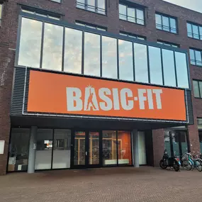 Basic-Fit Rotterdam Westzeedijk - entree