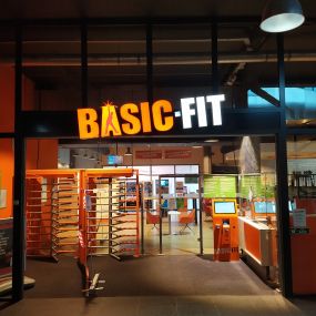 Basic-Fit Amersfoort Groningerstraat 24/7 - entree