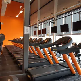 Basic-Fit Purmerend Grotenhuysweg 24/7 - cardio