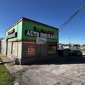Bild von La Familia Auto Insurance