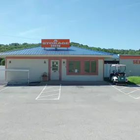 Fenton, MO Secure Self Storage Units