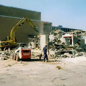 CONTACT US

NEW MILFORD INTERMEDIATE HIGH SCHOOL PROJECT, New Milford Intermediate High School, New Milford, Connecticut
Complete interior and exterior demolition for asbestos removal