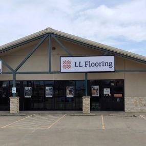 LL Flooring #1228 Woodway | 6802 Woodway Drive | Storefront