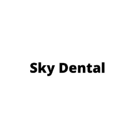 Logotipo de Sky Dental