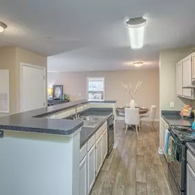 Kitchen at Southpoint Crossing