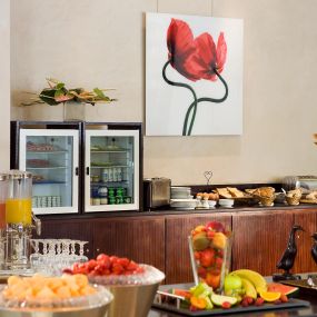 Breakfast Buffet at Warwick Reine Astrid - Lyon