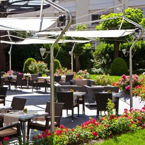 Terrace with garden at Warwick Reine Astrid - Lyon