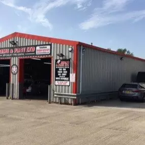 Adams & Page Ltd | High Wycombe Tyres