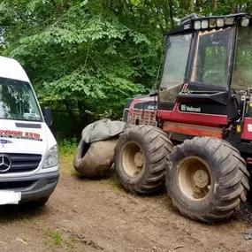Adams & Page Ltd | High Wycombe Tyres