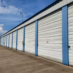 League City Boat & RV Storage's extra tall units make storing even large RVs or wakeboarding boats a breeze!