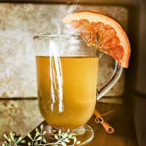 Did someone say, “Spiced + Spiked Hot Apple Cider”? ????
Sip this toddy