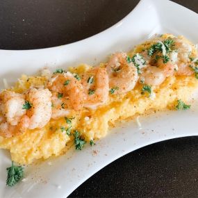 Shrimp & cheesy white cheddar polenta grits