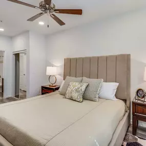 Bedroom with ceiling fan