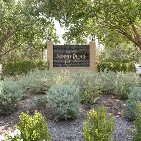 Summit Ridge Apartments