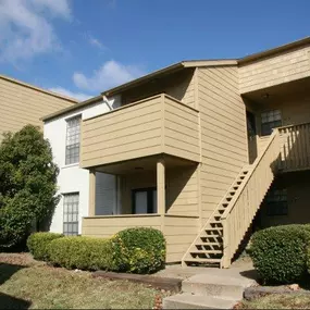 Outside View of Summit Ridge Apartments