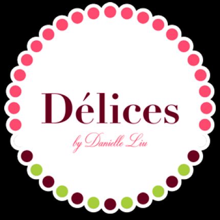 Logotipo de Delices Pastelería By Danielle Liu