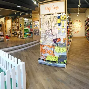 Pets Corner Kingswood Interior