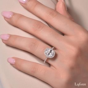 Oval-shaped rings remain ???? and Lafonn jewelry is perfect for traveling. Simulated diamond jewelry with prices starting at $100.